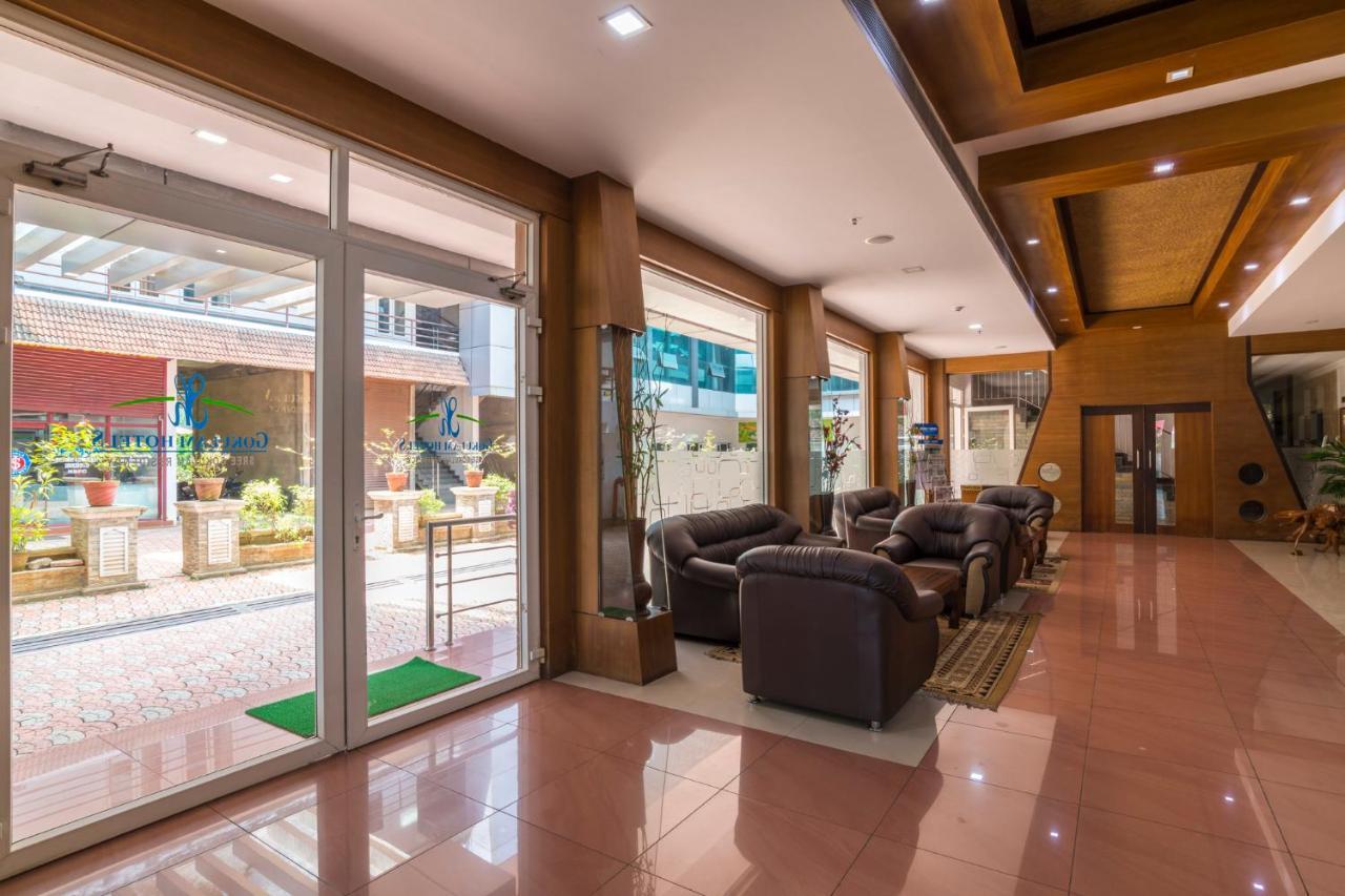 Готель Sree Gokulam Residency Thrissur Екстер'єр фото