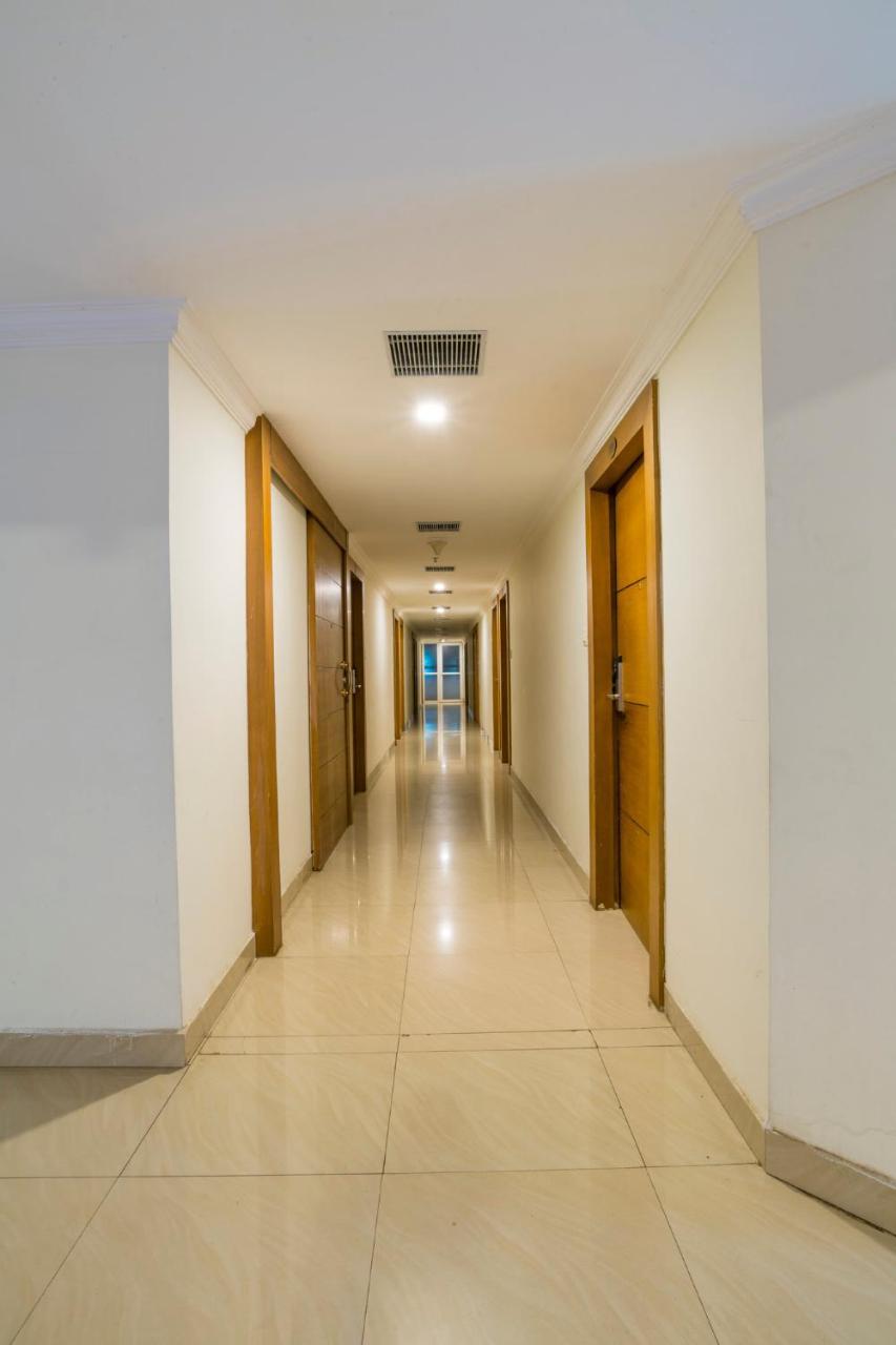 Готель Sree Gokulam Residency Thrissur Екстер'єр фото